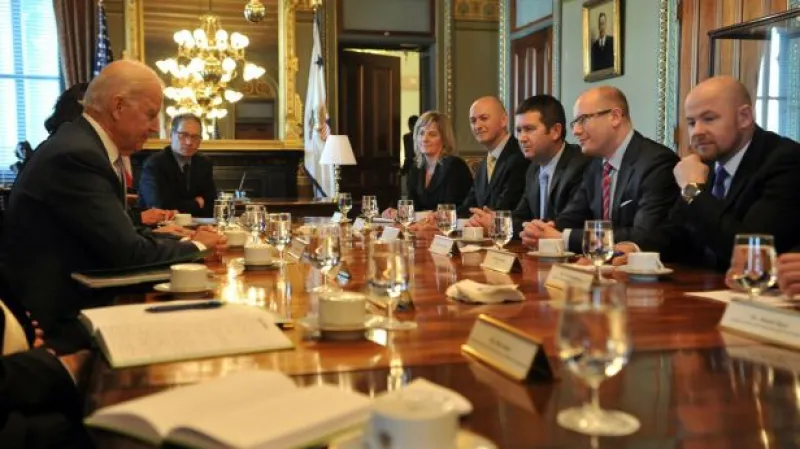 Sobotka jednal ve Washingtonu s Bidenem