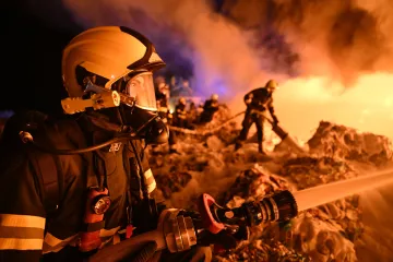 Kontroly hasičů odhalily nedostatky u poloviny skládek