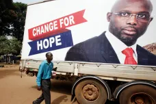 Novým prezidentem Libérie se stane bývalá fotbalová hvězda George Weah