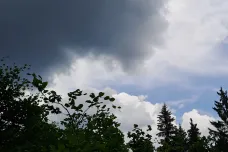 Na východ Česka mají dorazit silné deště