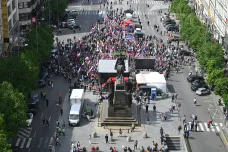 Lidé na Václavském náměstí protestovali proti vládě 