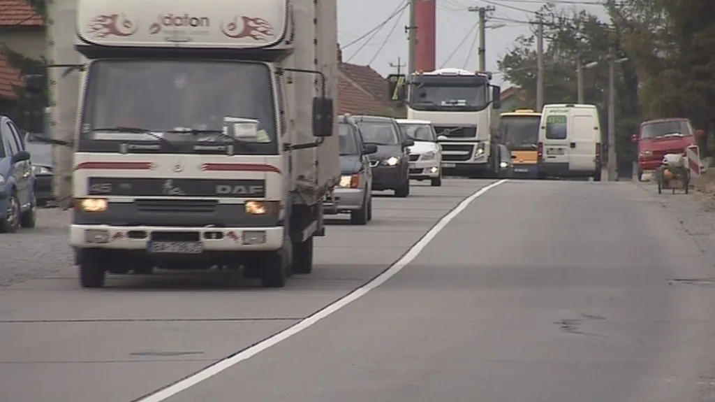 Starovičkami denně projedou dvě tisícovky nákladních aut