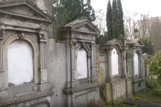 Ústí nad Labem převezme hrobky, které zůstaly po odsunu sudetských Němců