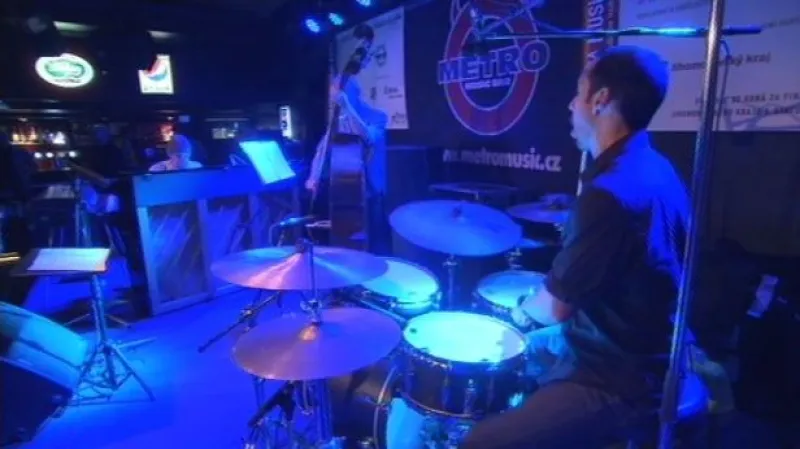 NO COMMENT: Koncert Antonia Sancheze a kapely Migration