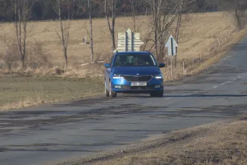 Většina hejtmanů chce rozdělovat peníze z daní podle počtu obyvatel a délky silnic. Proti je Praha a kraje ze severu