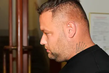 Fotbalové reprezentanty připravil podnikatel Pazderka o miliony. Teď se pokouší vyhnout vězení, podal ústavní stížnost