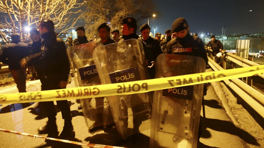 Policie u místa výbuchu v Istanbulu