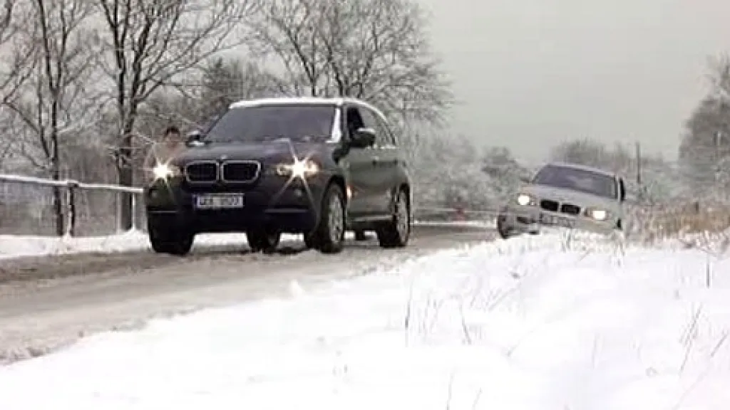 Počasí komplikovalo dopravu