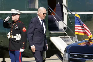 Spojené státy ohlásily přes pět set nových sankcí proti Rusku, zahrnují i platební systém Mir