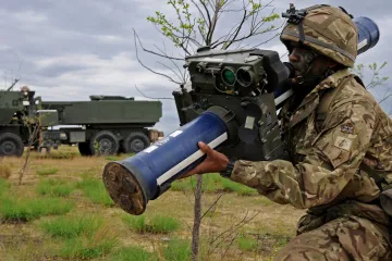 Tři šípy, které roztrhají MiG na kusy. Ukrajině mají pomoci britské rakety Starstreak