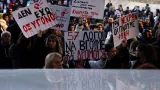 V Řecku se demonstruje za plné prošetření srážky vlaků u Soluně