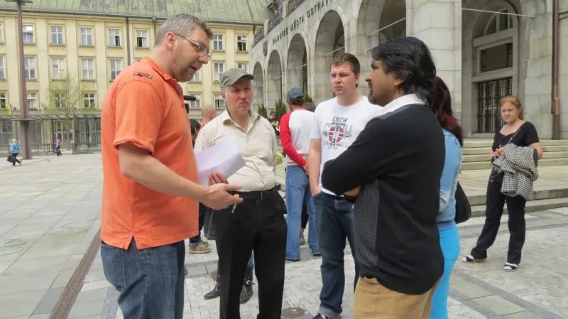 Oldřich Roztočil s Kumarem Vishwanathanem