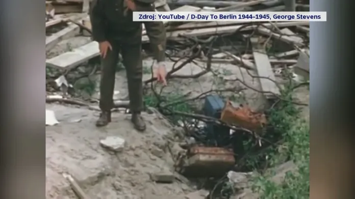 Stevensův tým nafilmoval i místo, kde bylo spáleno tělo Adolfa Hitlera