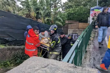 Sesuv na italském ostrově Ischia má nejméně jednu oběť, dvanáct lidí se pohřešuje