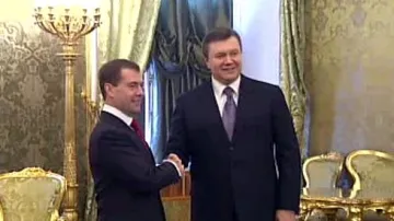 Dmitrij Medveděv a Viktor Janukovyč