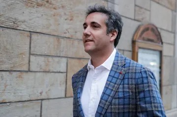 Vycházejí tři knihy o dění v Bílém domě. O Trumpovi píšou bývalí podřízení i exagent FBI