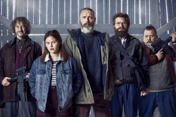 Filmová upoutávka týdne: Mads Mikkelsen zakládá Jezdce spravedlnosti