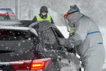 Vznikne kategorie velmi rizikových států. Cestovatelé z nich se nevyhnou karanténě