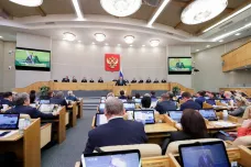 Ruští poslanci schválili zpřísnění zákazu šíření osvěty o sexuálních menšinách