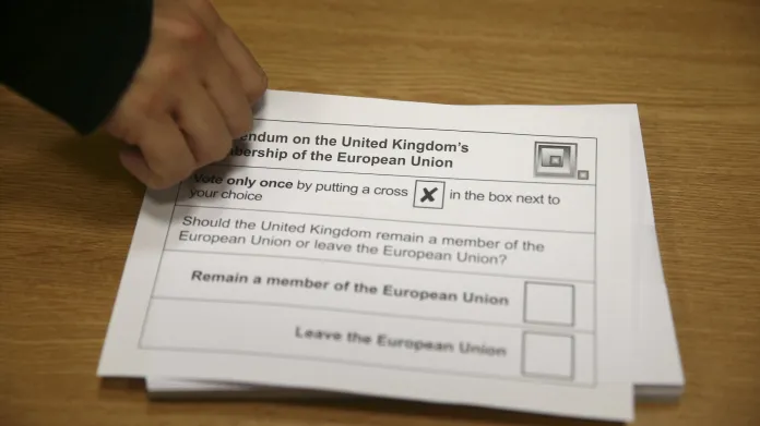 Hlasovací lístek britského referenda