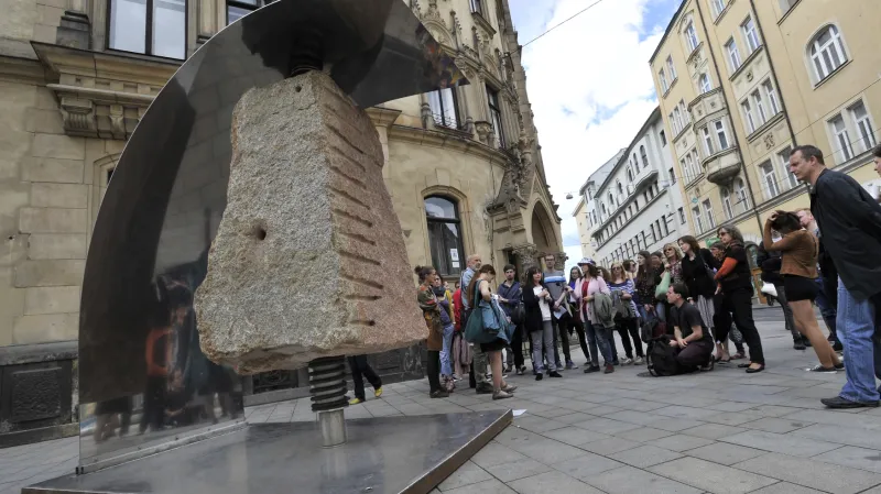 Aleš Veselý / Před tím a za tím