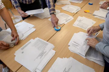 ANALÝZA: SPOLU zvítězilo na počet hlasů, ANO na počet mandátů. Proč ten rozdíl? 
