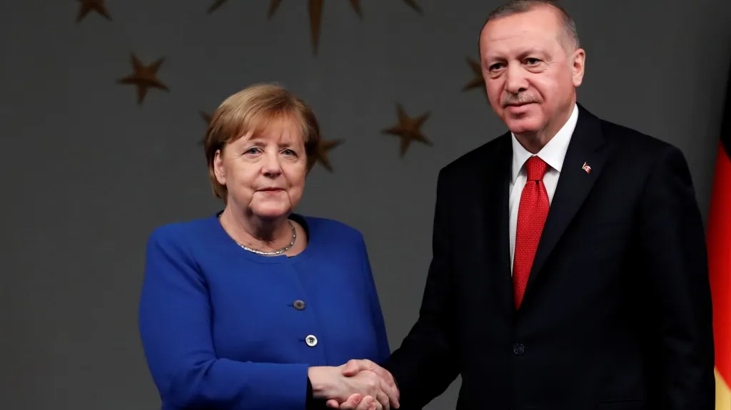 Kancléřka Merkelová a prezident Erdogan v Istanbulu
