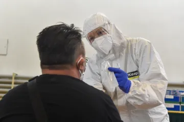 Přibylo 206 případů covidu, je to méně než před týdnem