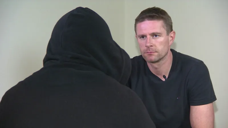 Muž popsal své zážitky reportérovi pořadu 168 hodin Janu Novákovi