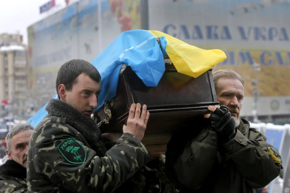 Потерпи украины. Мертвые украинские военные. Армия Украины до Майдана. Укроп военный украинские.