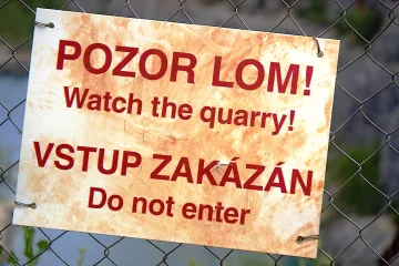 Posílené hlídky dohlédnou na zakáz vstupu do Velké Ameriky. Lidé často riskují jen kvůli selfie