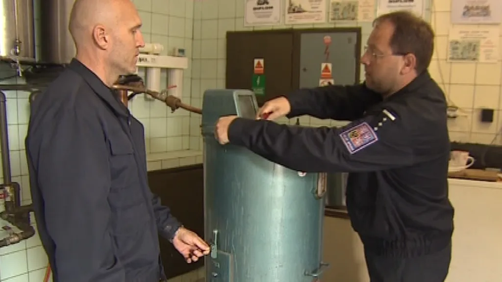 Všechny pálenice musí nejprve zkontrolovat celníci