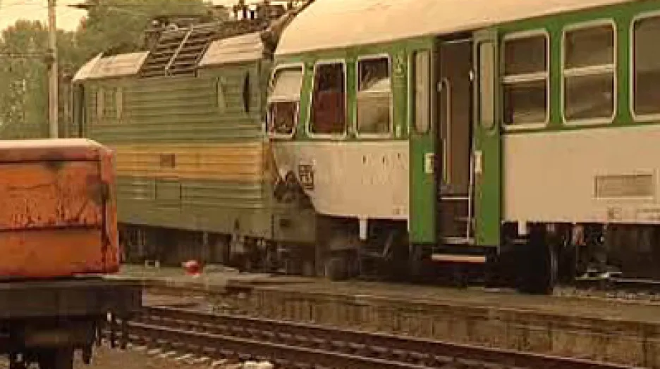 Srážka lokomotivy a osobního vlaku