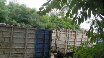 Na Znojemsku byly zadrženy kamiony s nelegálním odpadem