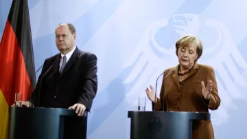 Peer Steinbrück a Angela Merkelová