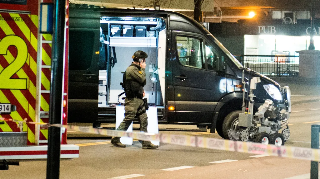 Policie zneškodňuje bombu v centru Osla