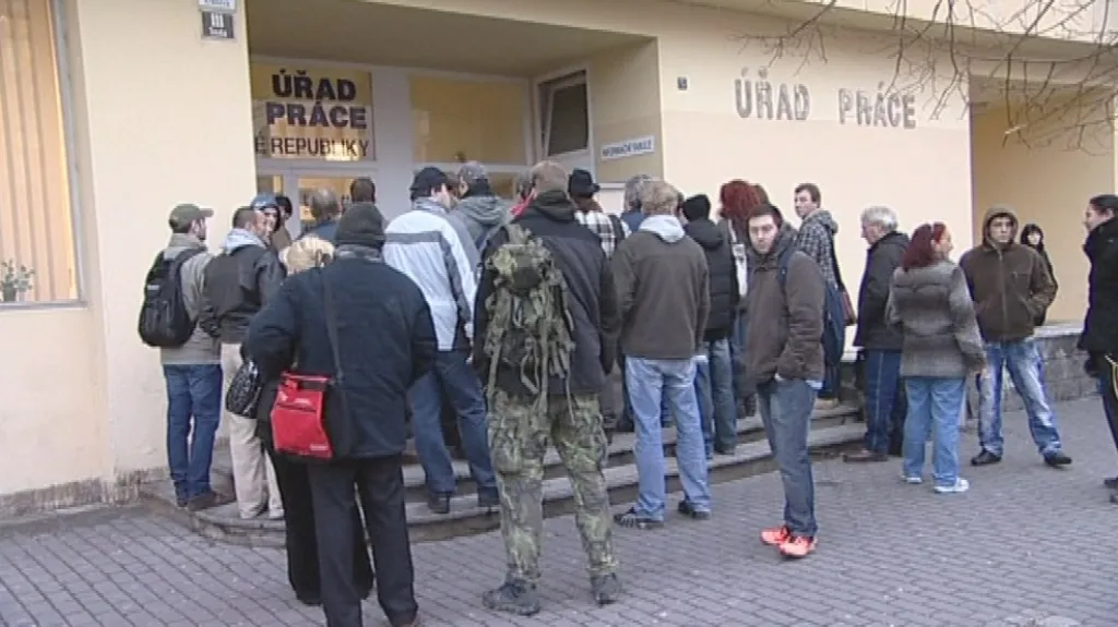 Na úřady práce zamířily i desítky amnestovaných
