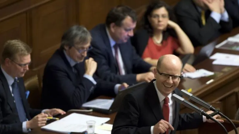 Sobotkova vláda získala důvěru sněmovny