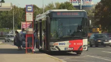 DPP zavádí nové autobusy
