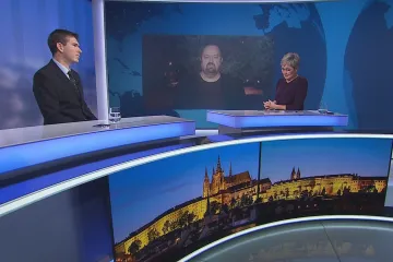 Hilšer cílí na ty, kdo politice nedůvěřují, soudí politolog Brunclík. Podle komentátora Fischera ale asi ztrácí podporu