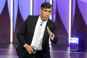 Sunak slíbil vyloučení sázkařů, v debatě BBC se řešilo zdravotnictví