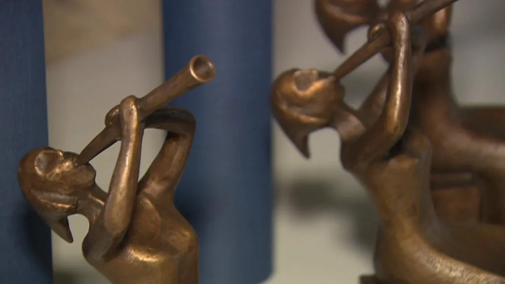 Gloria musaealis 2012