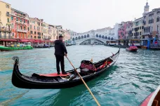 Začneme vybírat poplatky od turistů, potvrdil starosta Benátek