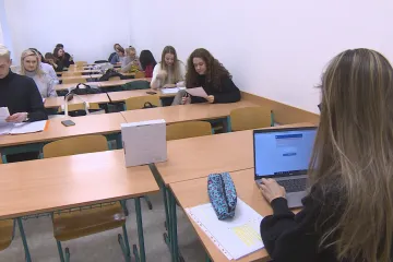 Akademici humanitních fakult usilují o navýšení platů. Uvažuje se i o stávce