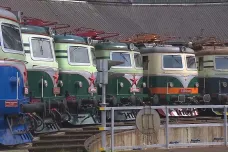 Železnice se chystá na provoz s novým zabezpečovacím systémem, z hlavních tratí zmizí řada strojů