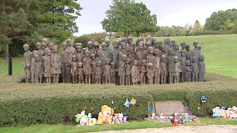 Sousoší lidických dětí