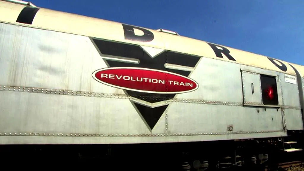 Revolution train