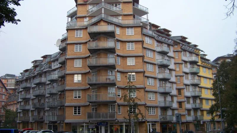 Obytný areál Hvězda na sídlišti Petřiny v Praze – Vlado Milunić