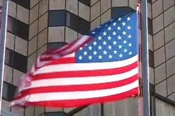 Hospodářství USA si nakročilo do recese, začalo se smršťovat