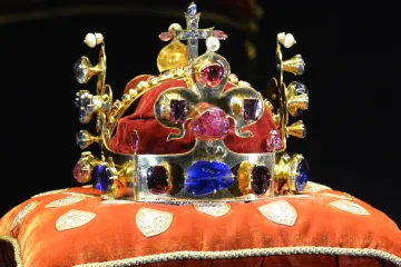 Výstava o Karlu IV. poznamenaná sporem. Šéfku hradní památkové péče vyhodili